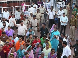Women campaigners stopped at Shani Shingnapur temple