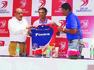 Never judge players on price: Dravid