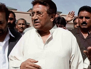 Pak court issues non-bailable arrest warrant against Musharraf