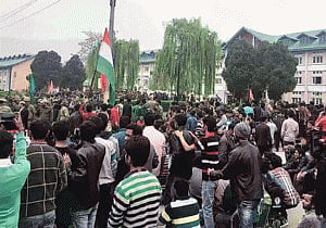 Marchers to NIT stopped at J&K entry point