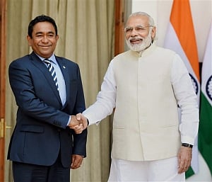 Modi, Gayoom hold talks over lunch