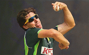 Narine and I push each other to perform better: Hogg