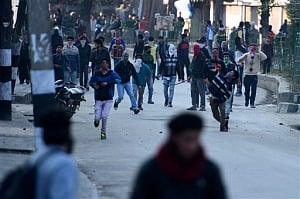 Handwara protest: Girl denies molestation by soldier, ASI suspended for 'mishandling' situation