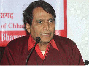 Prabhu launches free Wi-Fi at Bhubaneswar railway station