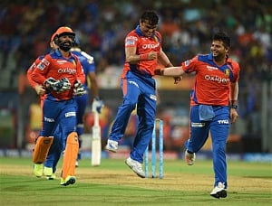 Red-hot Gujarat lions take on Sunrisers Hyderabad in IPl