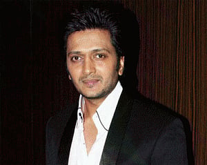 Riteish contributes Rs 25 lakhs for drought-hit latur