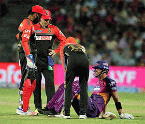Kevin Pietersen ruled out IPl with calf injury