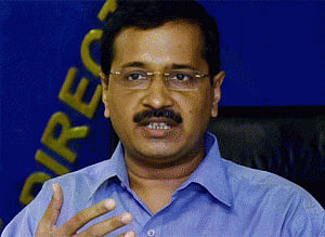 Kejriwal slams Modi for no action against Sonia