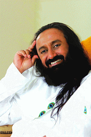 NGT issues notice to Sri Sri