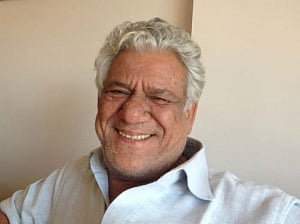 Om Puri injured while shooting, undergoes minor operation