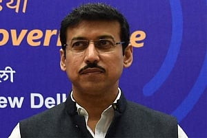 Govt to woo more foreign filmmakers to India: Rathore