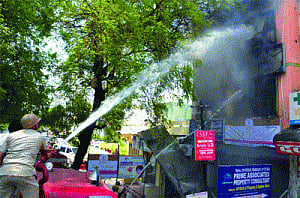5 charred to death in GZB office inferno