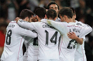 Real Madrid wins but falls short in la liga title chase