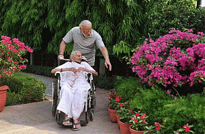 Mother visits PM at RCR residence