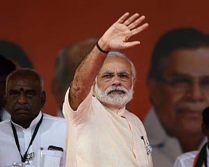 PM urges people of TN,Ker,Puducherry to vote in record numbers