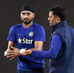 Dravid and Zaheer are my choice of Indian coach: Harbhajan