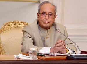 President Mukherjee meets top Communist Party official