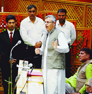 Mufti Govt has no vision: Omar