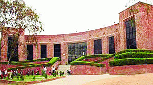 JNU's 'learning beyond classroom' takes wing
