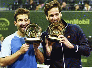 Spain's lopez duo crowned at French Open, beat Bryan twins