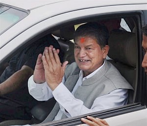 Sting inquiry: CBI questions U'khand Chief Minister