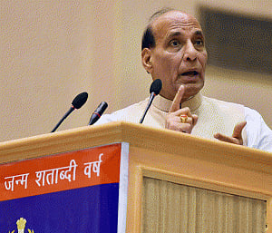 Centre ready for CBI probe into Mathura clashes: Rajnath Singh
