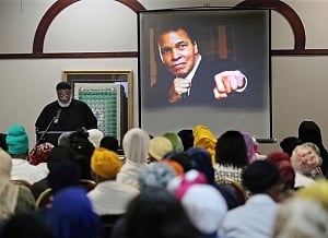 Boxing legend Ali to be laid to rest