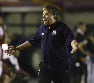 Messi is a monster: Panama coach Gomez