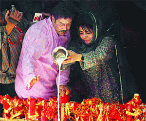 Sweet homecoming for Kashmiri Pandits
