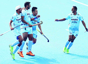 India play Aus in maiden CT Final
