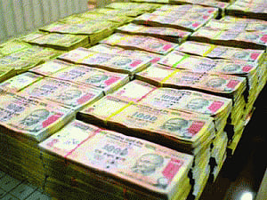 Fake currency gang busted; 2 nabbed