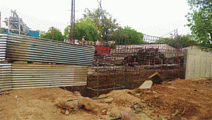 Illegal construction by CRPF chokes Delhi's green lung