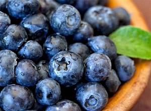 Do you know blueberries can improve vision and memory?