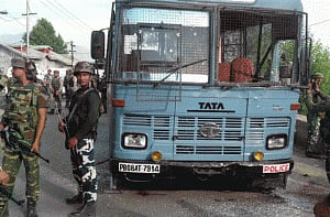 Five CRPF jawans, two militants killed in Kashmir encounter
