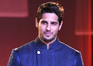 I'm guarded about my personal life: Sidharth Malhotra