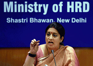 HRD min mulling launching Swayam MOOCs platform on Aug 15