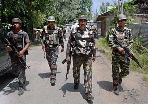 Encounter in Kashmir; Militant killed, soldier injured