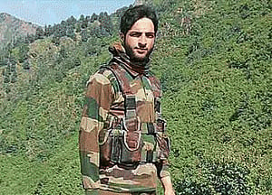 Militancy poster boy Burhan Wani killed in Kashmir