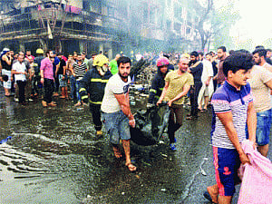 Attack on Shia shrine kills 37, wounds 62
