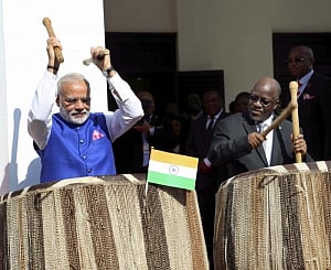 Modi's drumming skills enthral Tanzanians