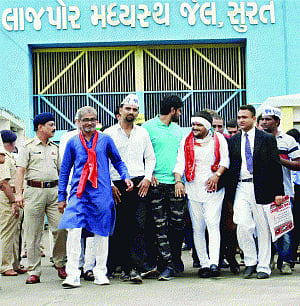 Out of jail, Hardik vows  to continue quota stir