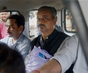 Graft case: Court grants bail to Kejriwal's ex-Principal Secy