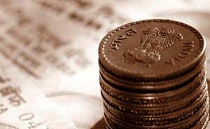 Govt builds consensus  on GST step by step