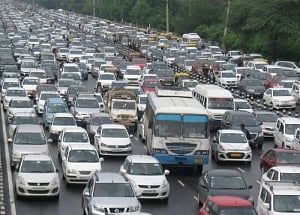Gurgaon traffic nightmare:Thousands of people stranded on NH-8