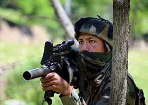 Army foils infiltration bid, 2 militants, 2 soldiers killed