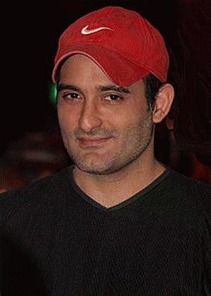 Want to take substantial, but small parts for comeback: Akshaye Khanna
