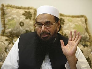 Saeed warns of nationwide protest on Rajnath's arrival in Pak