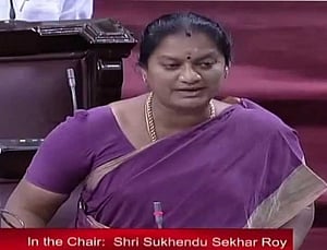 AIADMK MP Sasikala expelled, alleges she was slapped by a "leader"