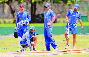 lanka vow not to let Aus off hook