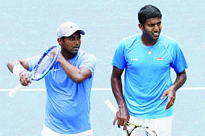 PaeRo blues on court
